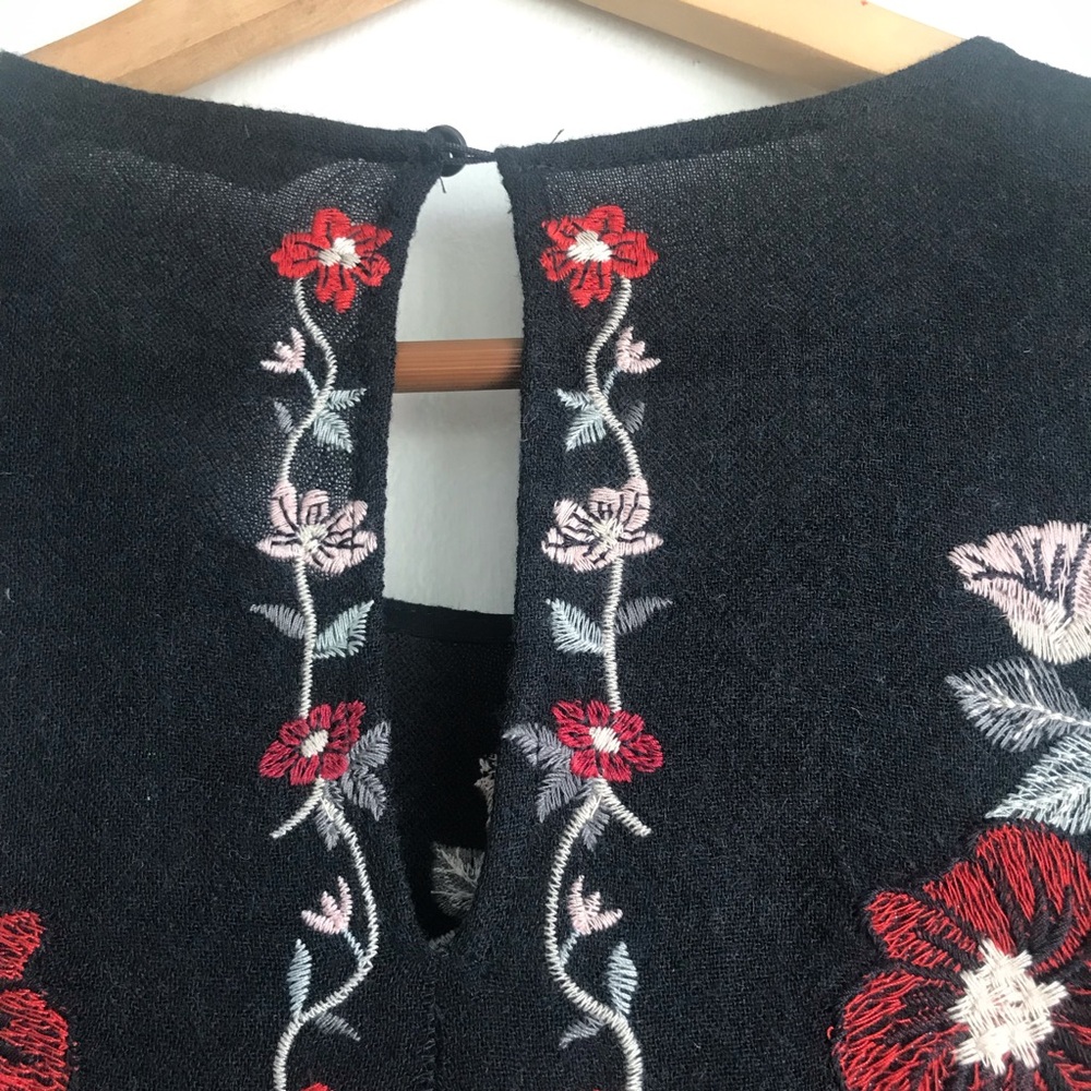 Zara Black Floral Embroidered Long-Sleeve Tunic Dress - Picture 11 of 15